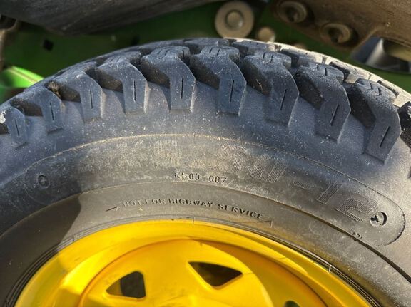 2023 John Deere Z920M Mower/Zero Turn