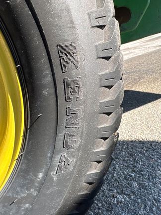 2023 John Deere Z920M Mower/Zero Turn