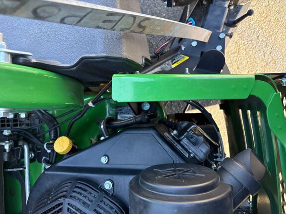 2023 John Deere Z920M Mower/Zero Turn