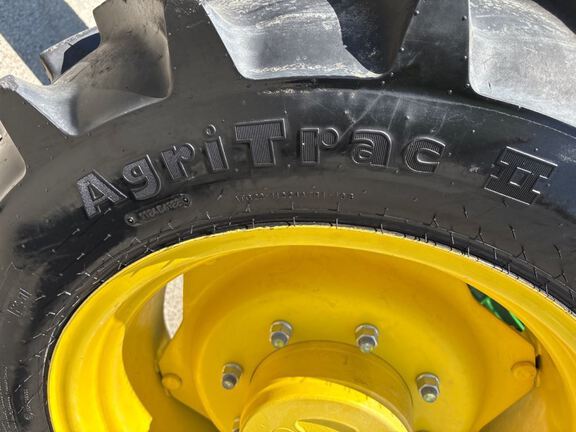 2023 John Deere 5075E Tractor