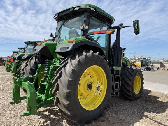 2023 John Deere 8R 340 Tractor