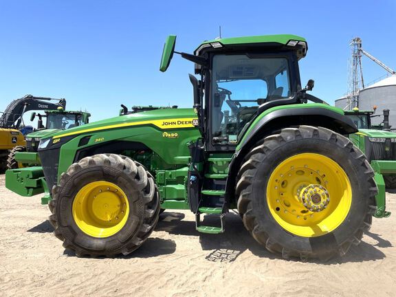 2023 John Deere 8R 340 Tractor