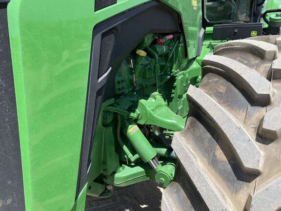 2023 John Deere 8R 340 Tractor