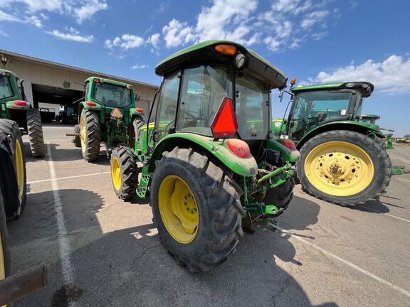 2023 John Deere 5075E Tractor