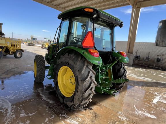 2023 John Deere 5075E Tractor