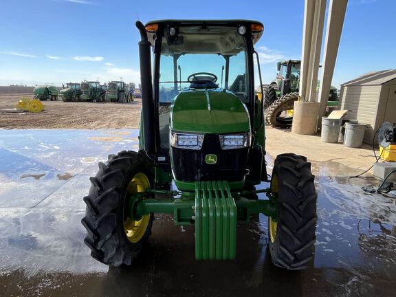 2023 John Deere 5075E Tractor