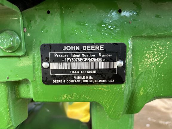 2023 John Deere 5075E Tractor