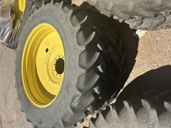 2022 John Deere 480/80R46 Tires