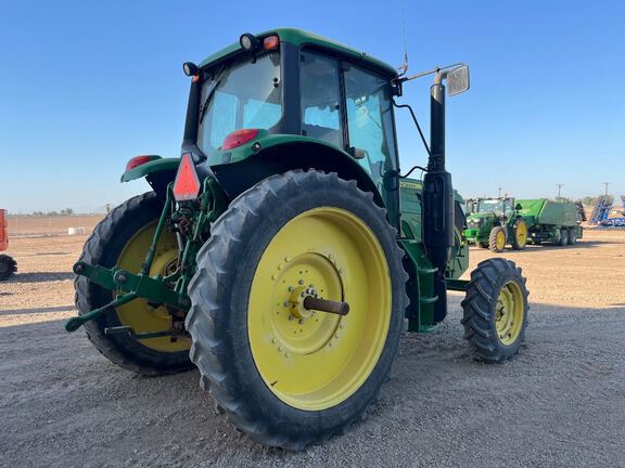 2018 John Deere 6110M Tractor