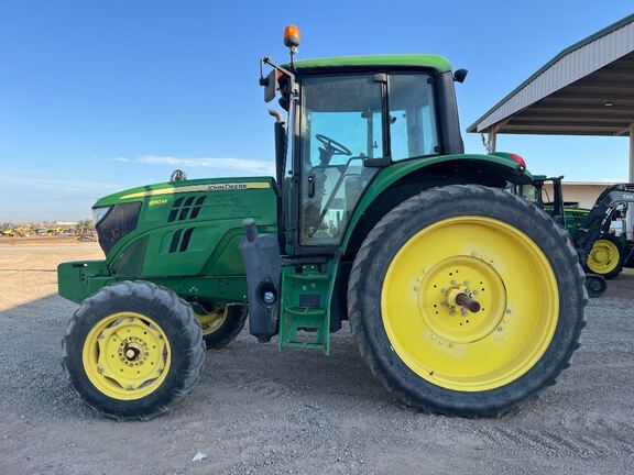 2018 John Deere 6110M Tractor