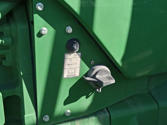 2022 John Deere 8RT 370 Tractor Rubber Track