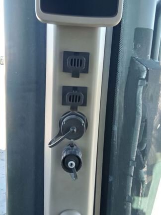 2022 John Deere 8RT 370 Tractor Rubber Track