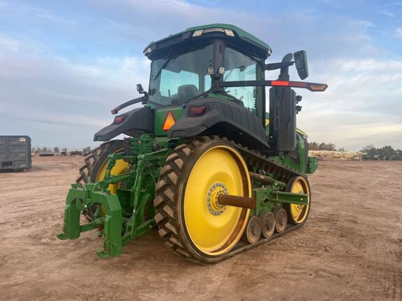 2022 John Deere 8RT 370 Tractor Rubber Track