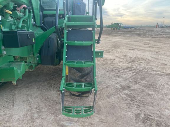 2022 John Deere 8RT 370 Tractor Rubber Track