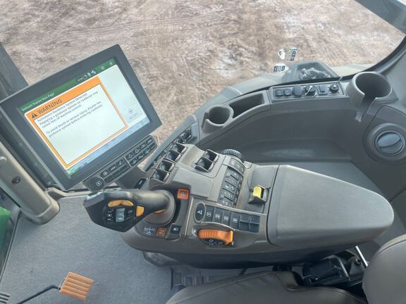 2022 John Deere 8RT 370 Tractor Rubber Track