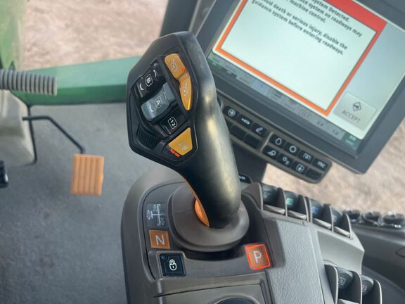 2022 John Deere 8RT 370 Tractor Rubber Track