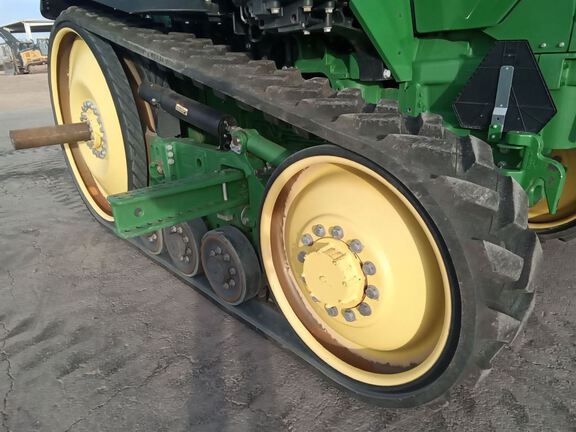 2022 John Deere 8RT 370 Tractor Rubber Track