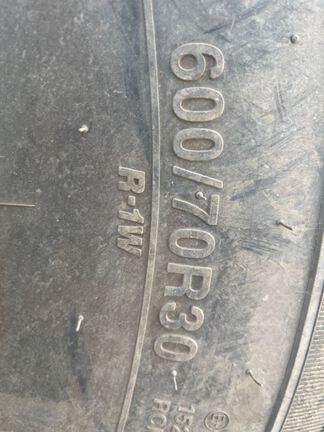 2023 John Deere 8R 340 Tractor