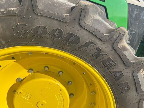 2023 John Deere 8R 340 Tractor