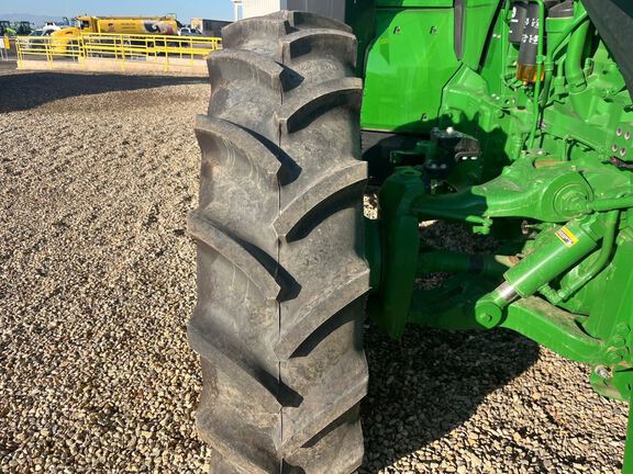 2023 John Deere 8R 340 Tractor