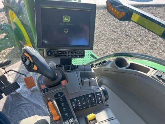 2023 John Deere 8R 340 Tractor