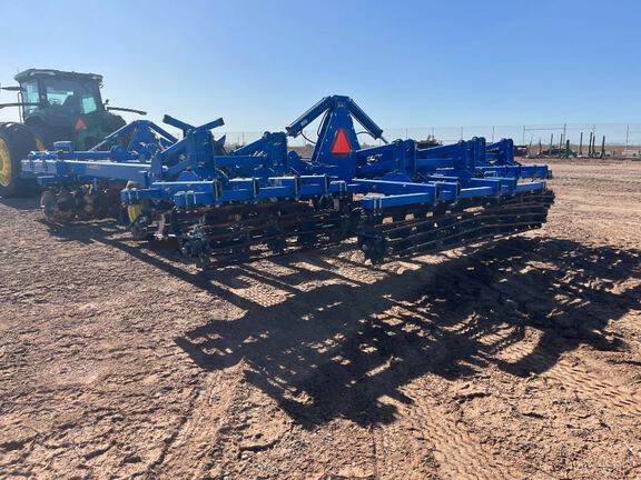 2019 Landoll 2410F Disk Ripper