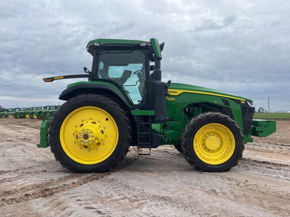 2023 John Deere 8R 230 Tractor