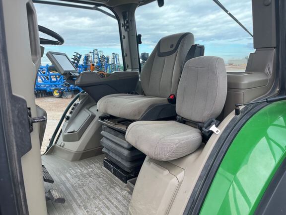 2023 John Deere 8R 230 Tractor