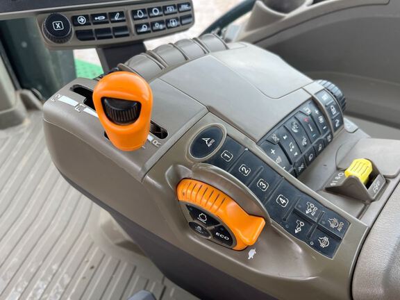 2023 John Deere 8R 230 Tractor