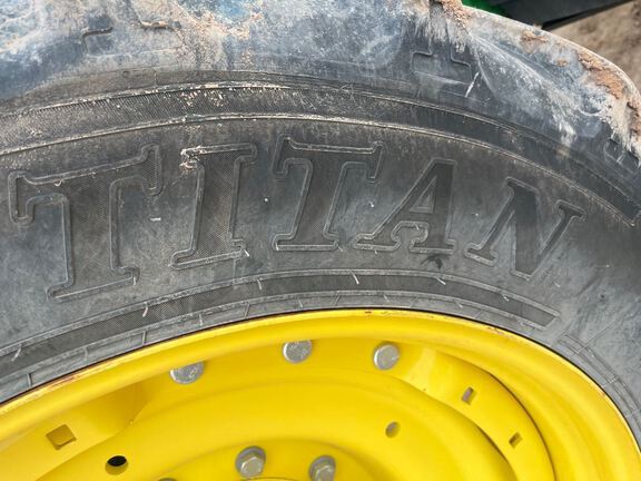 2023 John Deere 8R 230 Tractor