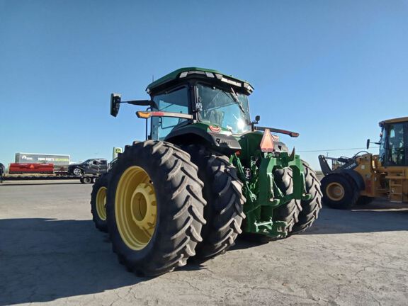 2022 John Deere 8R 340 Tractor