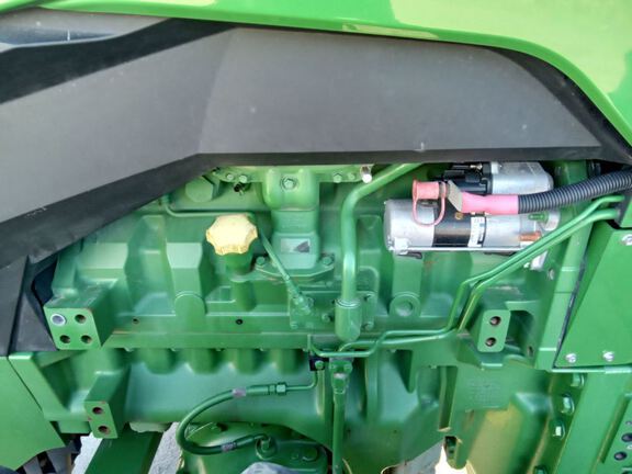 2022 John Deere 8R 340 Tractor