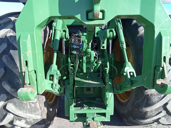 2022 John Deere 8R 340 Tractor