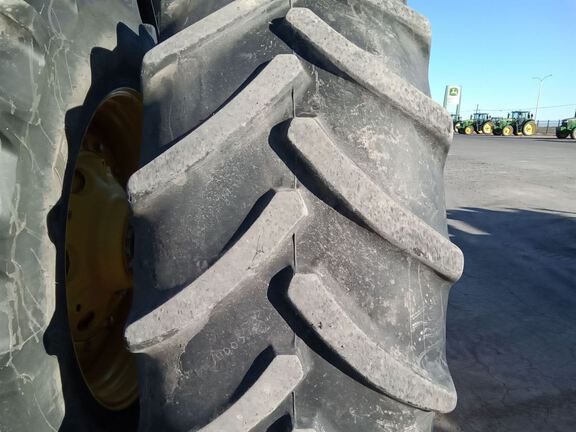 2022 John Deere 8R 340 Tractor