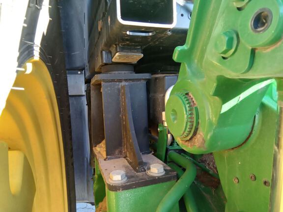 2022 John Deere 8R 340 Tractor