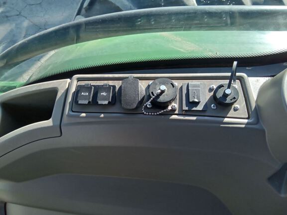 2022 John Deere 8R 340 Tractor