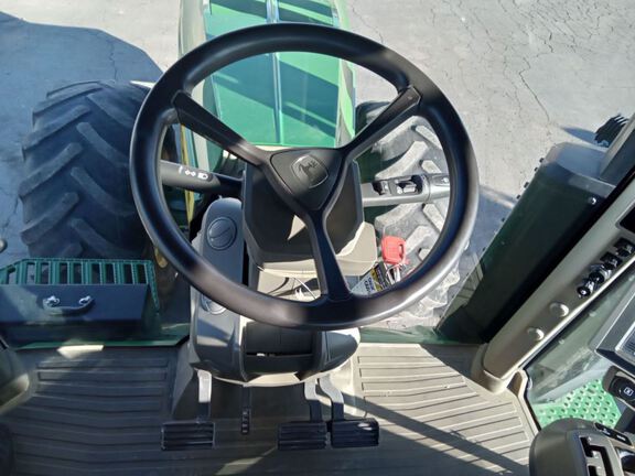 2022 John Deere 8R 340 Tractor