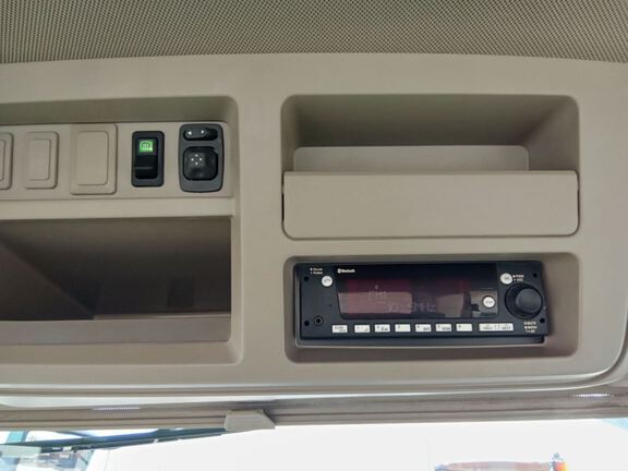 2022 John Deere 8R 340 Tractor