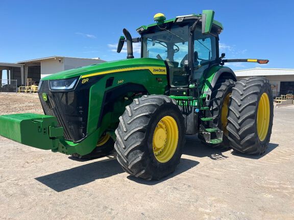 2022 John Deere 8R 340 Tractor