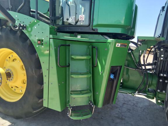 2021 John Deere 9470R Tractor 4WD