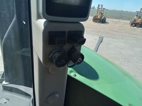 2021 John Deere 9470R Tractor 4WD