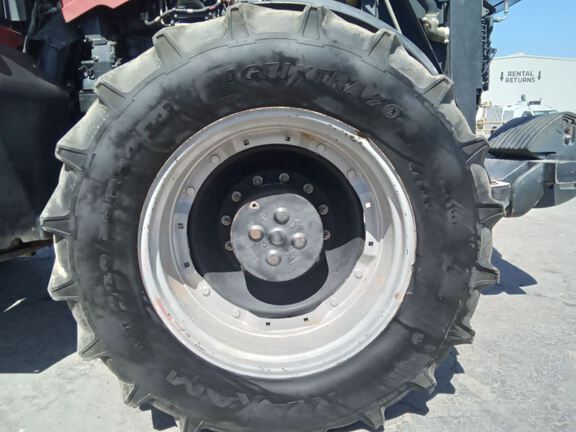 2011 Case MAGNUM 315 Tractor