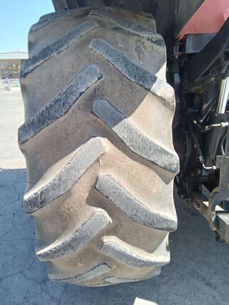 2011 Case MAGNUM 315 Tractor