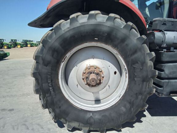 2011 Case MAGNUM 315 Tractor