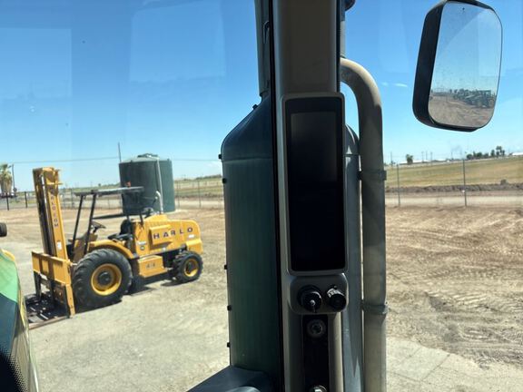 2012 John Deere 9560RT Tractor Rubber Track