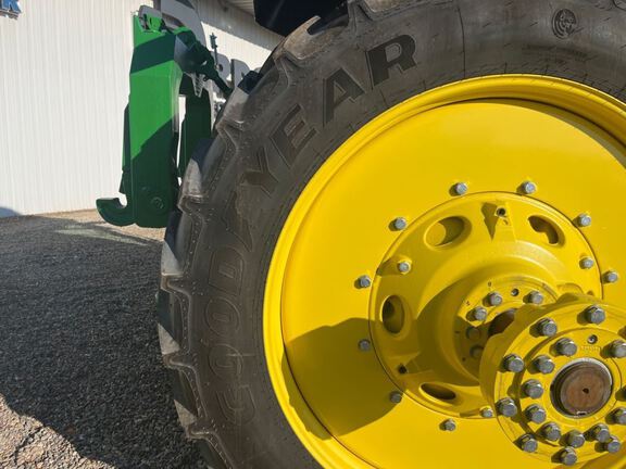 2023 John Deere 8R 340 Tractor