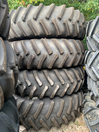 Firestone 520X85R42 Tires