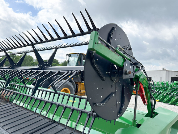 2021 John Deere RD40F Header Combine