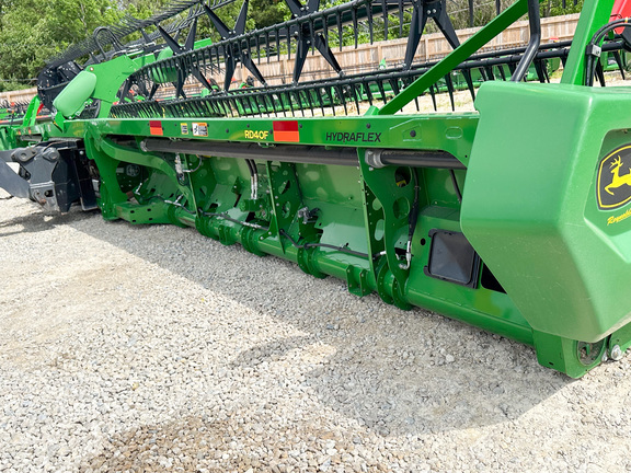 2021 John Deere RD40F Header Combine