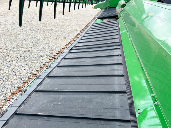 2021 John Deere RD40F Header Combine